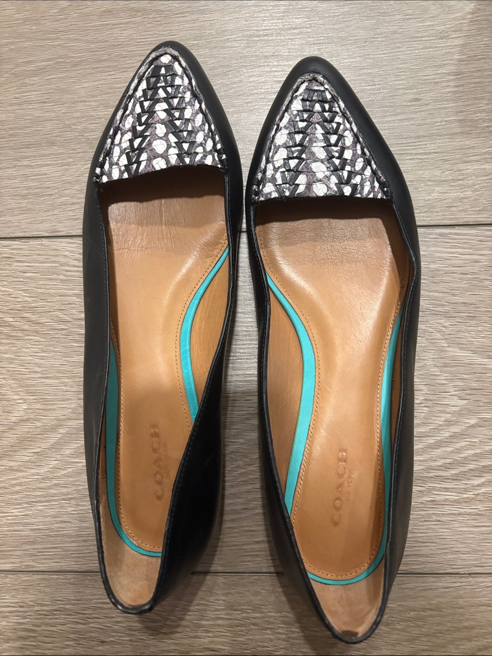 Authentic Coach Black Leather Pointed Flats with Silver 7